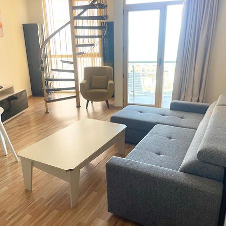 Sea View Apartment Batumi Exteriör bild